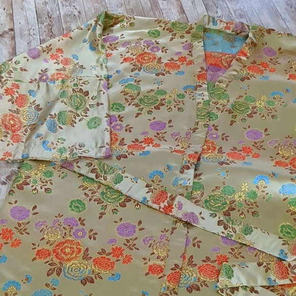 Metallic Jaquard Golden Roses Smoking Housecoat Robe OS - Picture 13 of 15